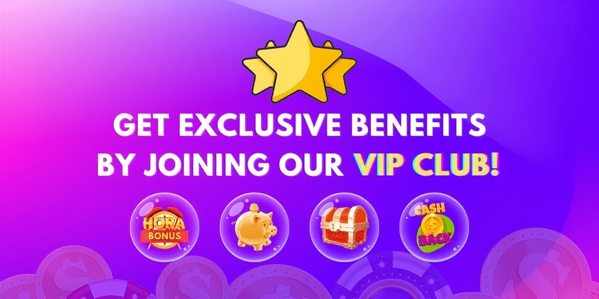 Casino Plus Owner welcome promotion banner with golden chips and cards